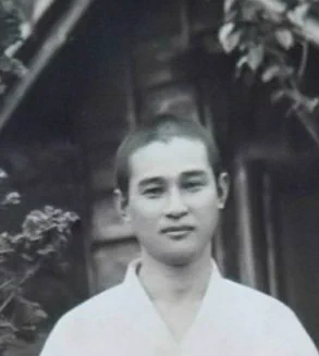 @masakurako めちゃくちゃハンサムですね！！🥺
便乗して、、、母の叔父です！
松竹芸能からスカウトがきたとききました‼️ 