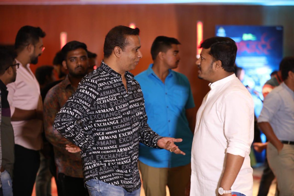 Dcompany171's tweet photo. #Roberrt Success Meet Snaps @dasadarshan @umap30071 @UmapathyFilms @TharunSudhir @StarAshaBhat @aanandaaudio https://t.co/htGH0p7DiG