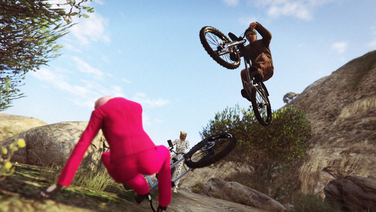 ট ইট র ホンダだ ゴルド山心霊ツアー Gtaの幽霊を見た事が無い4人が集まり 朝9時集合でチャリで噂のスポットへと向かう 天気も良く この次点でたいぶ楽しい あと モズクの爺様がやたらチャリ漕ぐの早い Gtav Gtaonline Gta5 Gta グラセフ