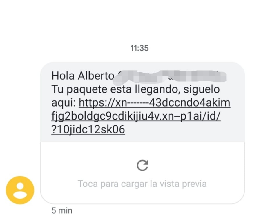 #ALERTA🔊
Detectada campaña de SMS en la que pretenden hacerse con tus datos personales. 

👉🏽 Disponen de tu nombre y número a través de otro teléfono (contacto) infectado por el virus 

#NiPiques es #phishing
