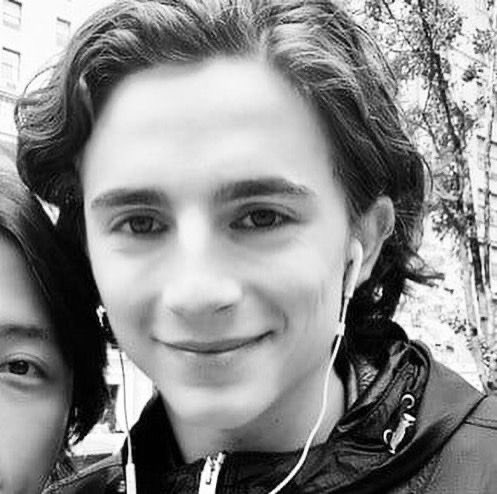 tchalamet256's tweet photo. Timmy doing the pretty smile https://t.co/GbEIsC0AhC