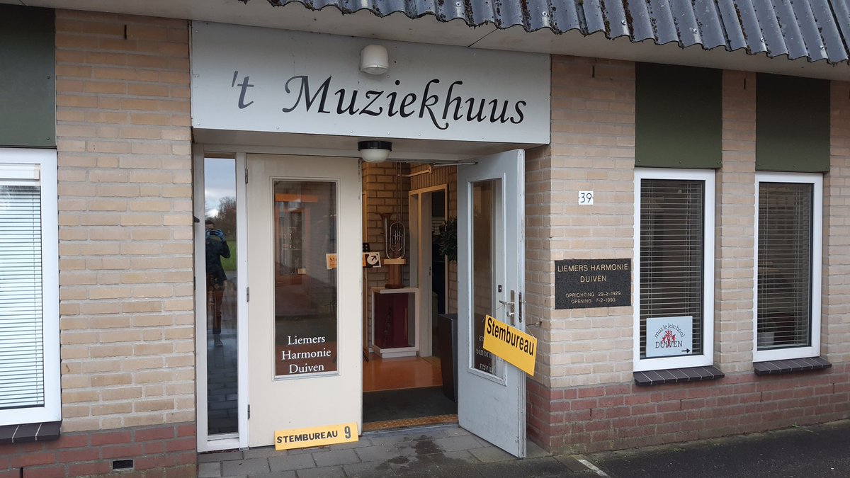 Vandaag kunt u stemmen voor de Tweede Kamer verkiezingen in ons Muziekhuus! Wees welkom! #tk2021