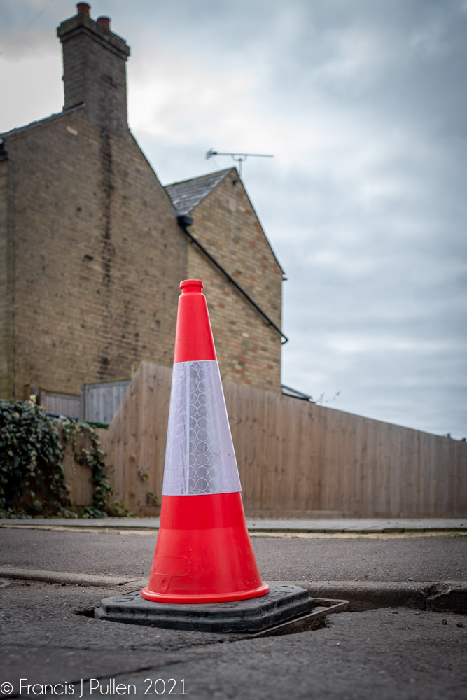 FrancisPullen's tweet photo. Conesalone - drain guard
Leica M6
Summicron 2/50
Kodak Ektar 100
@Leica_UK @Kodak #conesalone #lonesomecone #urban #streetlevelphotography https://t.co/ZADc0LHqgV