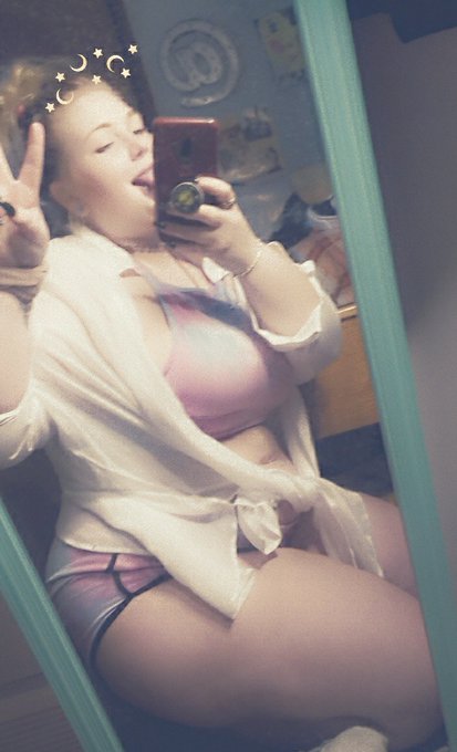 Sub to my OF to see all the new stuff I got 😍🤪🤤 https://t.co/84zg1YzoqB https://t.co/EQEKpEWkzh