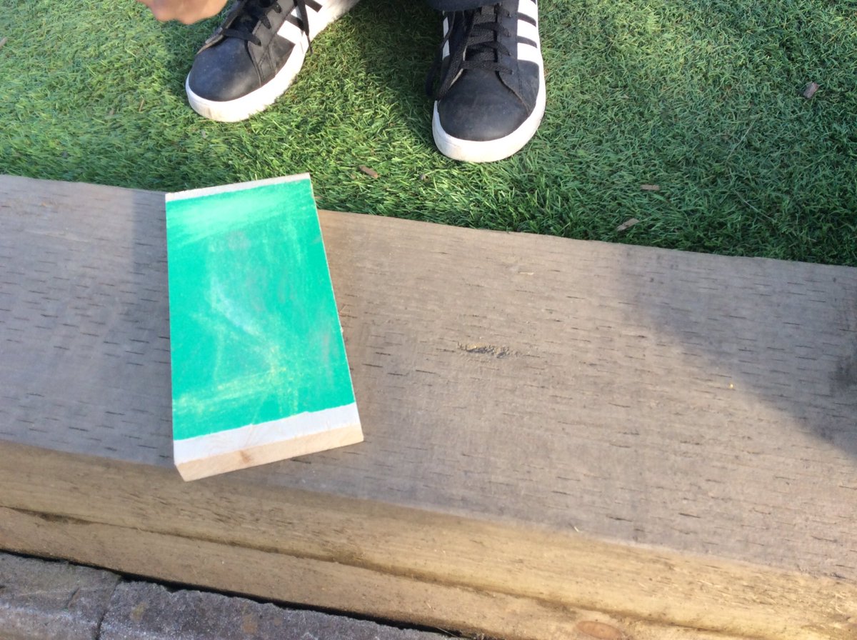 CaenPrimary's tweet image. First couple of sessions in the new  #makerspace at our school. Making pm recycling pots, planters and key rings from recycled acrylic.