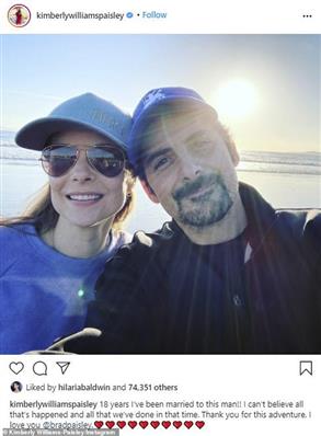 Brad Paisley and wife Kimberly Williams celebrate 18 years of marriage with sweet Instagram... https://t.co/BcBY9sWQ0P https://t.co/FJ1rgNatcZ