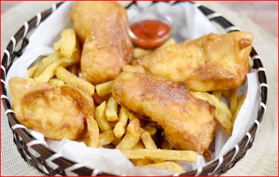 CurieCe2's tweet photo. @TwitLandC #lve #twitLandC #twitclass #twitclasses Hello Lydia ! On a trouvé un plat que les anglais aiment beaucoup. Le "fish and chips", du poisson et des frites 🍟🐟 https://t.co/vkLIb41gX3