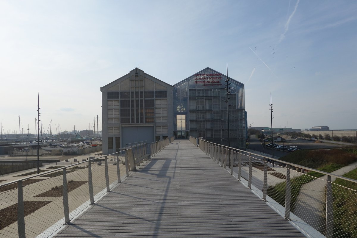 CopseMagazine's tweet image. Pritzker Prize celebrates reduce, reuse, recycle. Lacaton and Vassal win the prize for thirty years of taking existing buildings and spaces and giving them a new life - building on what's already in existence. loom.ly/NBxil3I #architecture #pritzkerprize