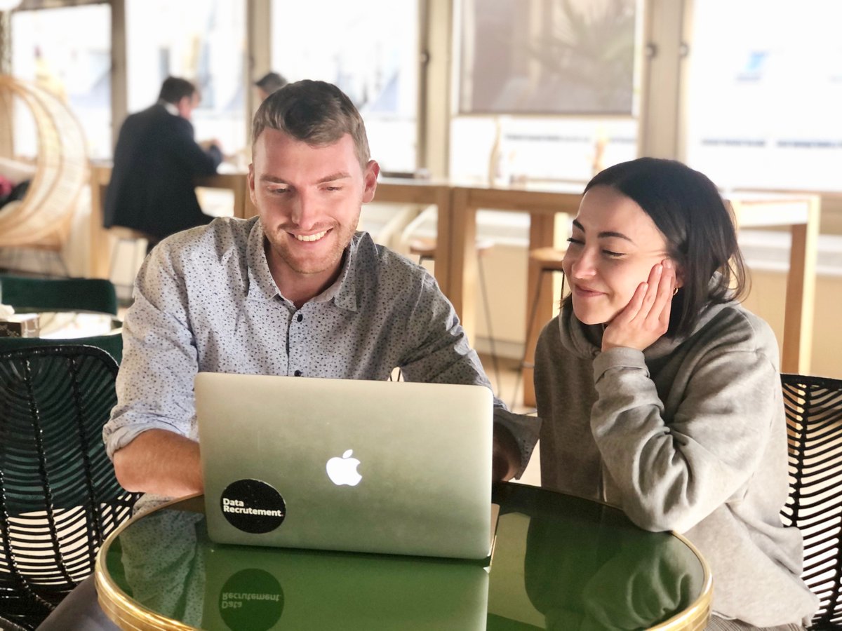 Vous recrutez ? 🧐

Soyez visible auprès des meilleurs candidats et rencontrez-les avant qu’ils ne soient sur le marché. 🤫

Demandez notre présentation commerciale en cliquant sur le lien dans la bio. 🚀

#datarecrutement #data #tech #product #design #sales #marketing #support