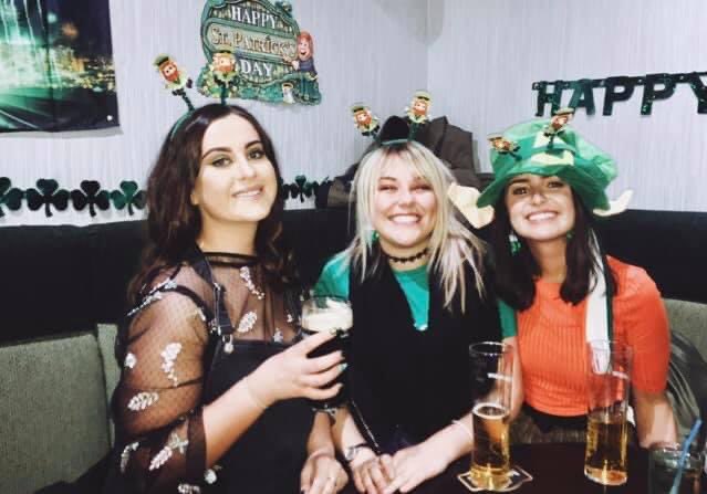 kayleighbonnerx's tweet photo. People I should be with today ☹️🍀 https://t.co/MUxV5bETJi