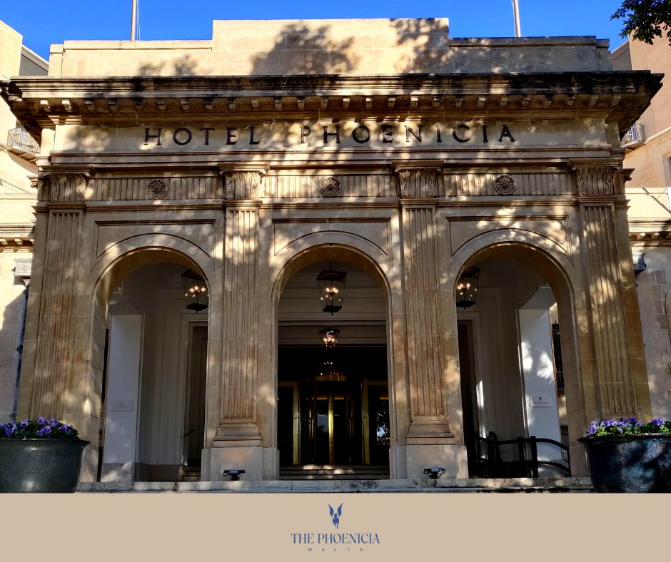 Morning light and shadow.

Wishing you all a pleasant day! 😃

#ThePhoeniciaMalta #Malta #Valletta