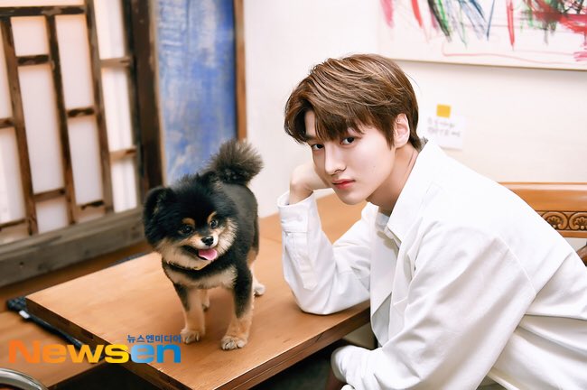 fav_cjh's tweet photo. 🐶차차랑 꾸꾸🐶
드리핀 차준호 ‘꾸꾸를 향한 아련한 눈빛’
https://t.co/h8irYCvrCg
드리핀 차준호 ‘꾸꾸야 내 눈을 바라봐’
https://t.co/J4TAVEnJfE
드리핀 차준호 ‘댕댕이 옆에 멍뭉이’
https://t.co/W8KZnpriKZ
드리핀 차준호 ‘세상 부러운 쓰담쓰담’
https://t.co/pTZFHXrCHH https://t.co/OzHjiJlQ3e