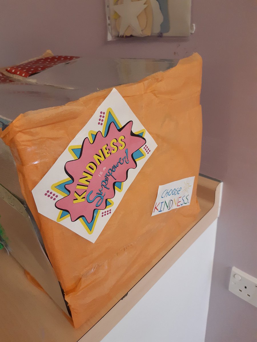 lauren_3405's tweet photo. The ladies on Elm have spent all week creating a fab kindness box. To be filled with lots of lovely messages about each other over the next few days #kindness #gmmh @Alison_Mills1 @oscarbilly19 @Lovenes95323630 https://t.co/ajekuVHEwR