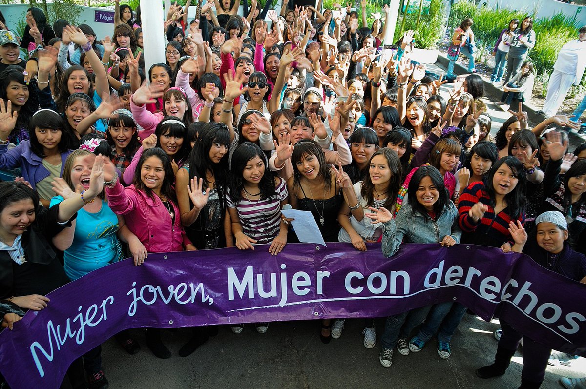 immi: A Watch To Tackle #PeriodPoverty
The immi wristwatch tracks the menstrual cycle &amp; in a stylish and subtle way, helping women in places as distinct as Hong Kong, Colombia and the UK

globalshakers.com/immi-a-watch-t…
#reproductivehealth #menustration #womenshealth #femaleempowerment