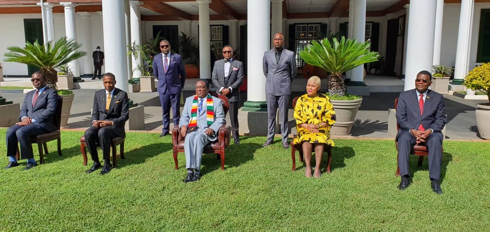 nickmangwana's tweet photo. President @edmnangagwa poses for photos with his newly appointed Presidential Envoy and Ambassador at Large to the Americas and Europe, Ambassador Eubert Angel. https://t.co/wOkqZtui7i