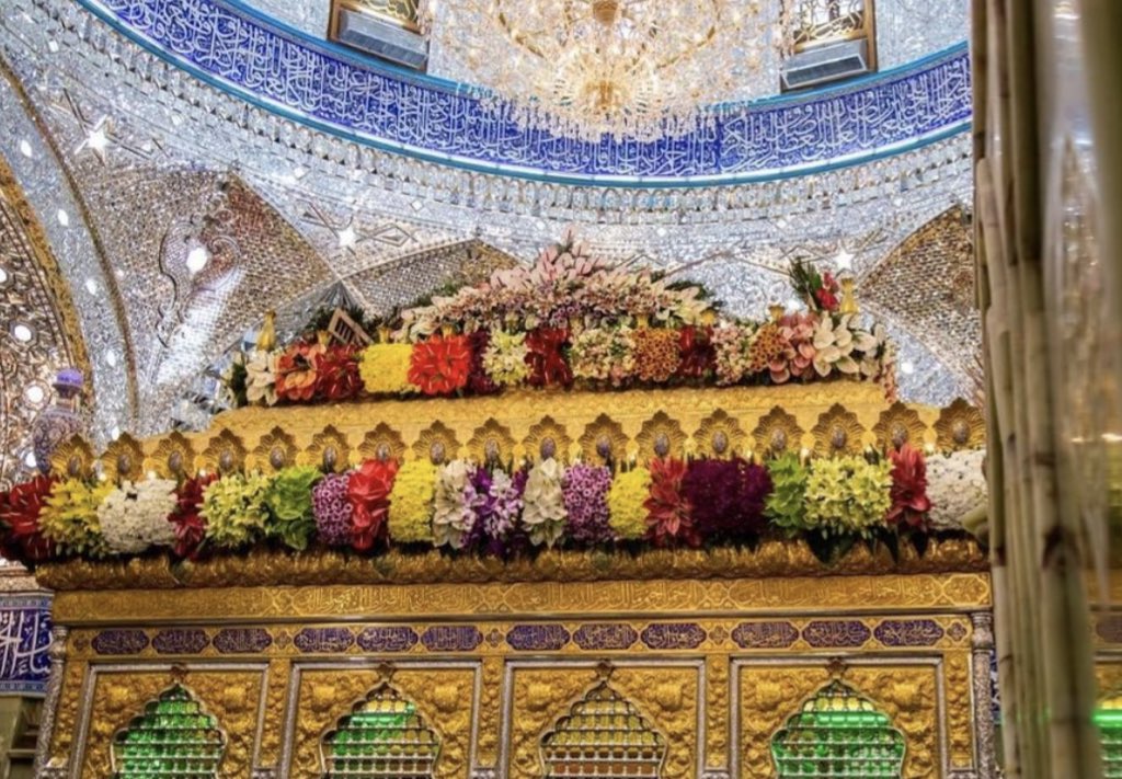 في يومِ ميلادِك نَعُد حوائِجنا بِقَدر فَرحَتِنا مُتَيقِنين بِأنها مَقضِية لا مُحال يا بابَ الحَوائج ♥️
 
#مولد_العباس