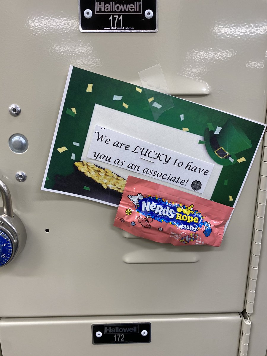 Celebrating St. Patrick’s Day with a locker loot at 2021! 🍀#StPatricksDay 
#RememberToWearGreen