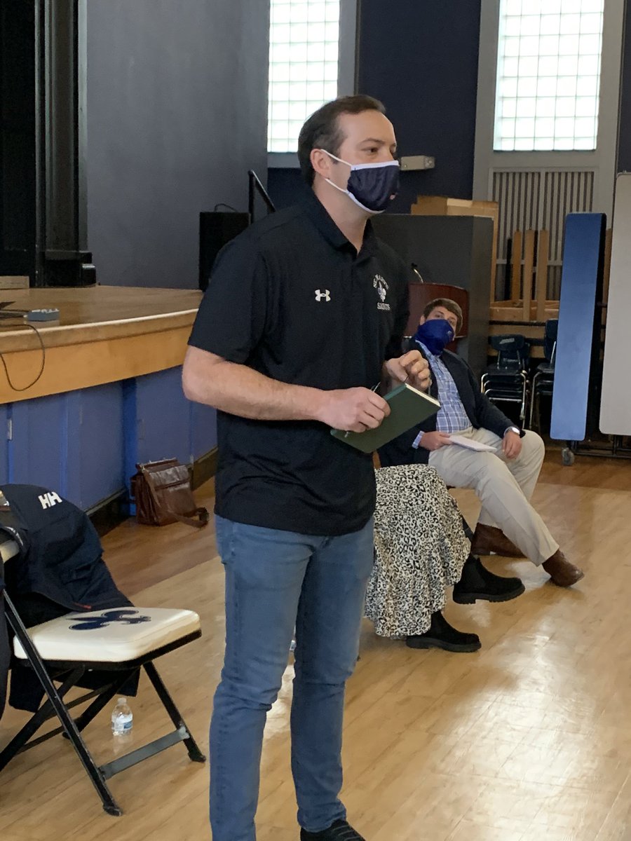 SaintsLeadSAIL's tweet photo. Thank you to our alumni panel for joining us yesterday: Elizabeth Adams, JP Dalton, Trey Quinn and Walter Smoloski!! @StMarysSaints @PLC4Character @stmarysboyslax  @Saints_Track @SaintsGirlsLax @SaintsFH @STMSaintsFB @saintshoops1 @IAAMconnected https://t.co/yNHKFOaTBM