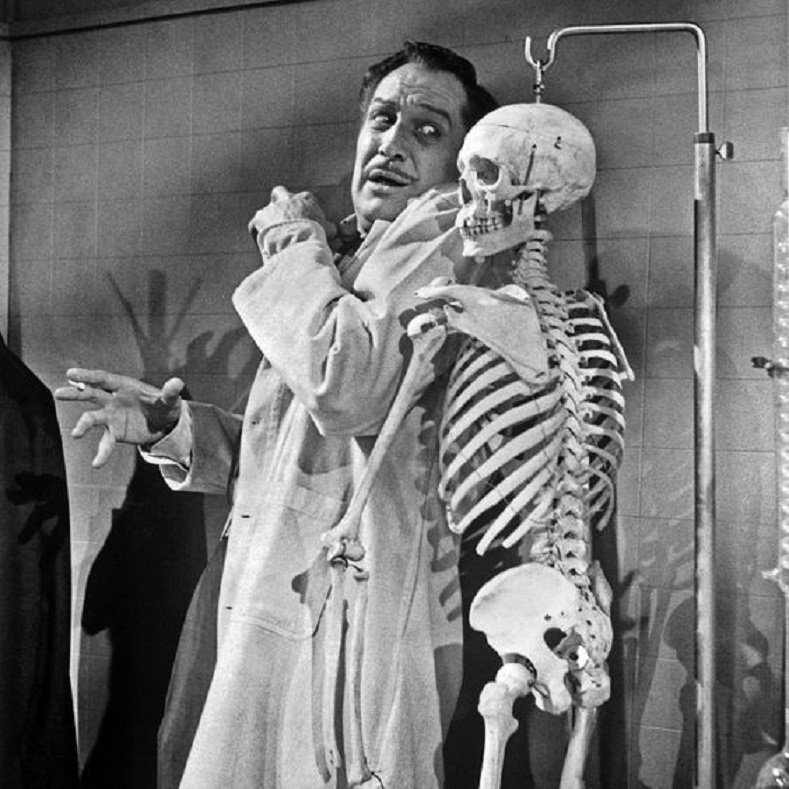 HorrorHammer1's tweet photo. Vincent Price always loved a good skeleton (1959/60) https://t.co/MefljhRPl2