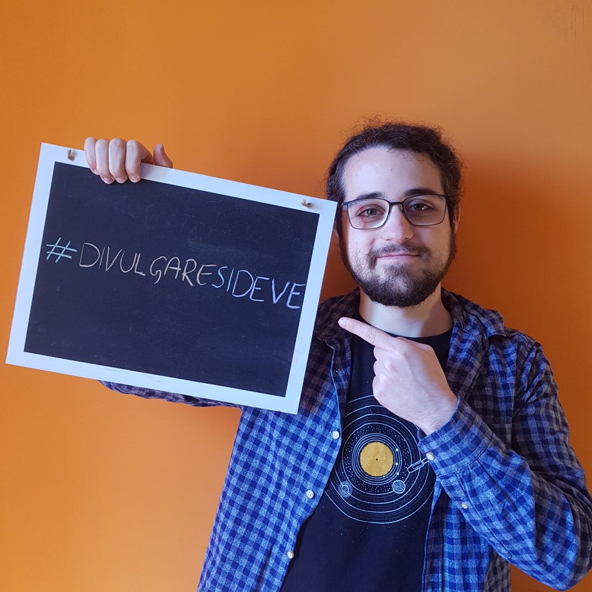 lucanardi_space's tweet photo. 📣 Sta tornando il #ScienceWebFestival, il festival scientifico integralmente virtuale per non dimenticare la scienza neanche in zona rossa. Perché #divulgaresideve se vogliamo un mondo migliore!
🗓 Save the date: 12-18 aprile su tutti i social di Sciencewebfestival! https://t.co/24MQPfzOkp
