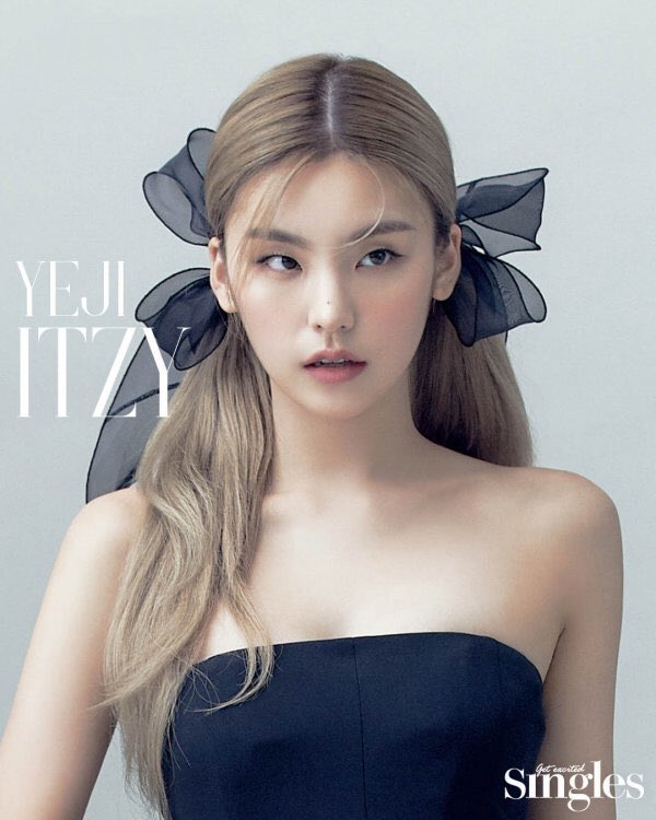 EwrIMoWVkAMuDKD?format=jpg&name=900x900