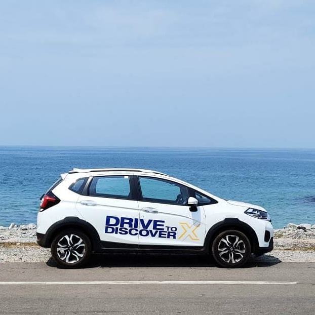 CarWale's tweet photo. We are en-route go Goa, driving on one of the best coastal roads in the country.
#DriveToDiscover10 #CWTribe #HondaCarIndia #HondaIndia #hondawrv
@HondaCarIndia https://t.co/UTIW7PpYo3