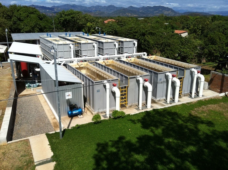 SETAPHT's tweet photo. Soluciones modulares como esta ⬂ , son la mejor opción para la #potabilizacion de municipios en caso de notables incrementos de población. 
#PlantasPotabilizadorasModulares #Agua #WaterTreatment #ModularWater #SETAPHT https://t.co/hLRlolOIRO
