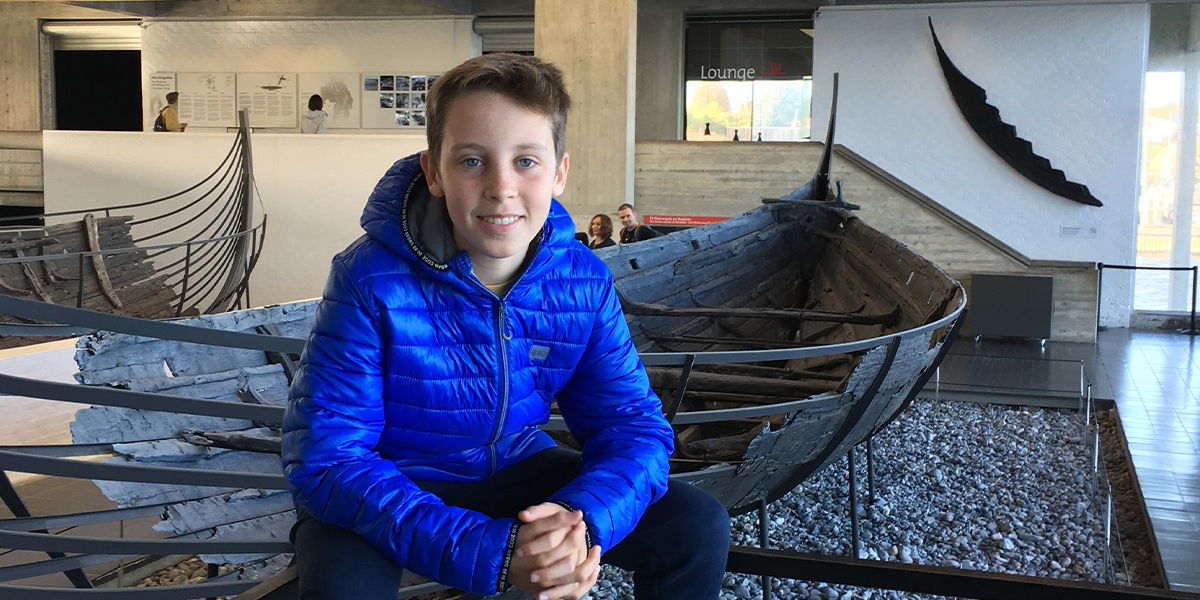 The 28 March is the second anniversary of Luke Hobson’s passing, <a href="/Blueharts/">Blueharts HC</a> are hosting a fundraising walk to both remember Luke and raise vital funds for the East Anglian Air Ambulance 🚁

Read the full story and find out how you can donate ➡ englandhockey.co.uk/media/news/wal…