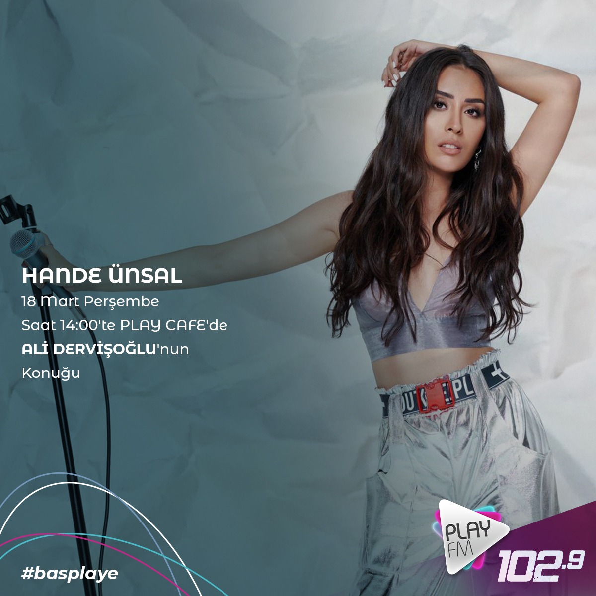 PlayFmdinle's tweet photo. Yeni şarkısı "Çok Sevmekten"le #HandeÜnsal 18 Mart Perşembe @AliDervisoglu nun konuğu oluyor. (Türkiye saati 15:00)
#BasPLAYe https://t.co/cxflpyU69s @benhandeunsal https://t.co/fEEvXZiwfm