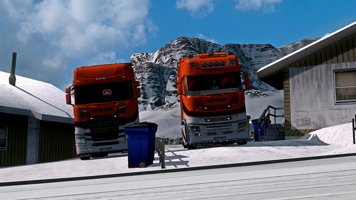 BCTransport_VTC's tweet image. Just a small survey.
Do you like Promods mainly on Island and England? 
Because our drivers are loving it, you can also find archives of our stream on our twitch channel: twitch.tv/bctrans. 
Here are some photos from driving on promods