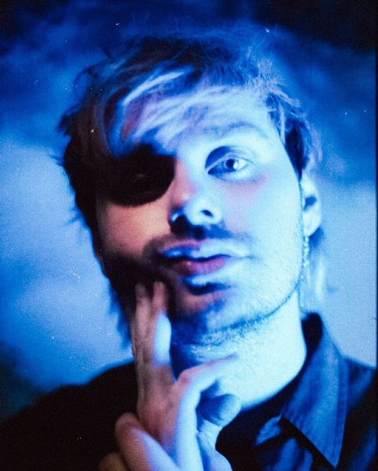 ifydkcalumsolo's tweet image. #StreamEasier for clear skin
#CALMMiniComp #CALMTeamM