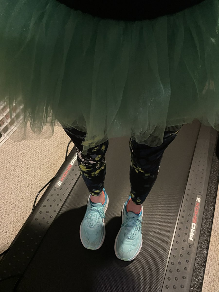 DAbitty's tweet photo. Someone called me an old hag last night. That may be true, but bet I could outrun him. #inspiredagain https://t.co/v66WUM3q4d