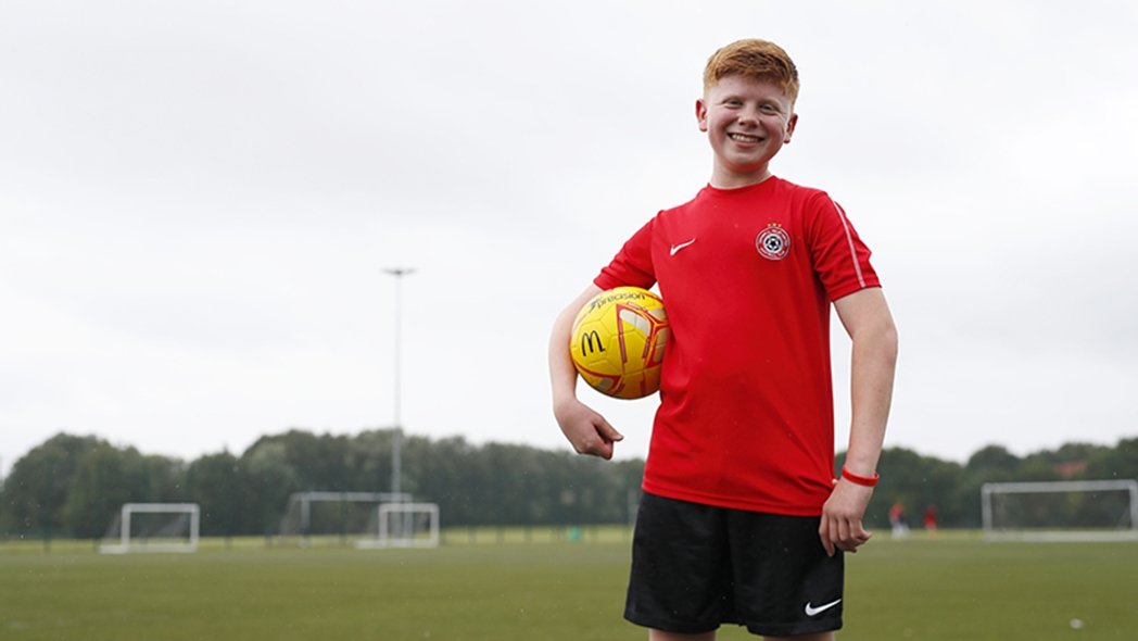 Inspired by Bobby Moore award winner Olly's story?

England are looking for players with Cerebral Palsy, visual or hearing impairments to play for their country ⚽

Don’t just dream of it, register for the England Para Talent Pathway now👉 bit.ly/3rX1flt #playforit