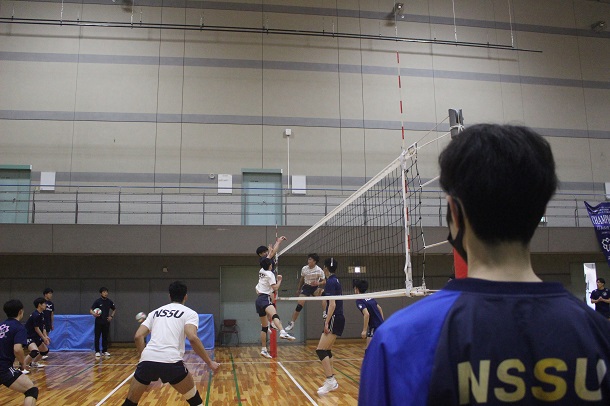 日本体育大学 男子バレーボール部 Pa Twitter 水曜開催 アナリストの目線 新たな見方 T Co 8lrfhflnfe 日体大 日体大バレー部 アナリスト 新たな見方 T Co Wu3j9jxtqb Twitter