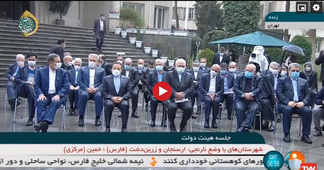 khorramdellll's tweet photo. این نماد عینی تصمیم گیری در ایران است. بدون اندک دوراندیشی تصمیم گیری می‌شود. فاجعه رخ می‌دهد اما حاضر به تغییر تصمیم‌شان حتی برای حفظ حیثیت‌ خودشان نیستند. توقع حفظ مصالح عمومی از کسی که عزت نفس ندارد در این وضعیت بلند نمی‌شود و برود داخل، غیرعقلانی است. https://t.co/24rbXH0JW6