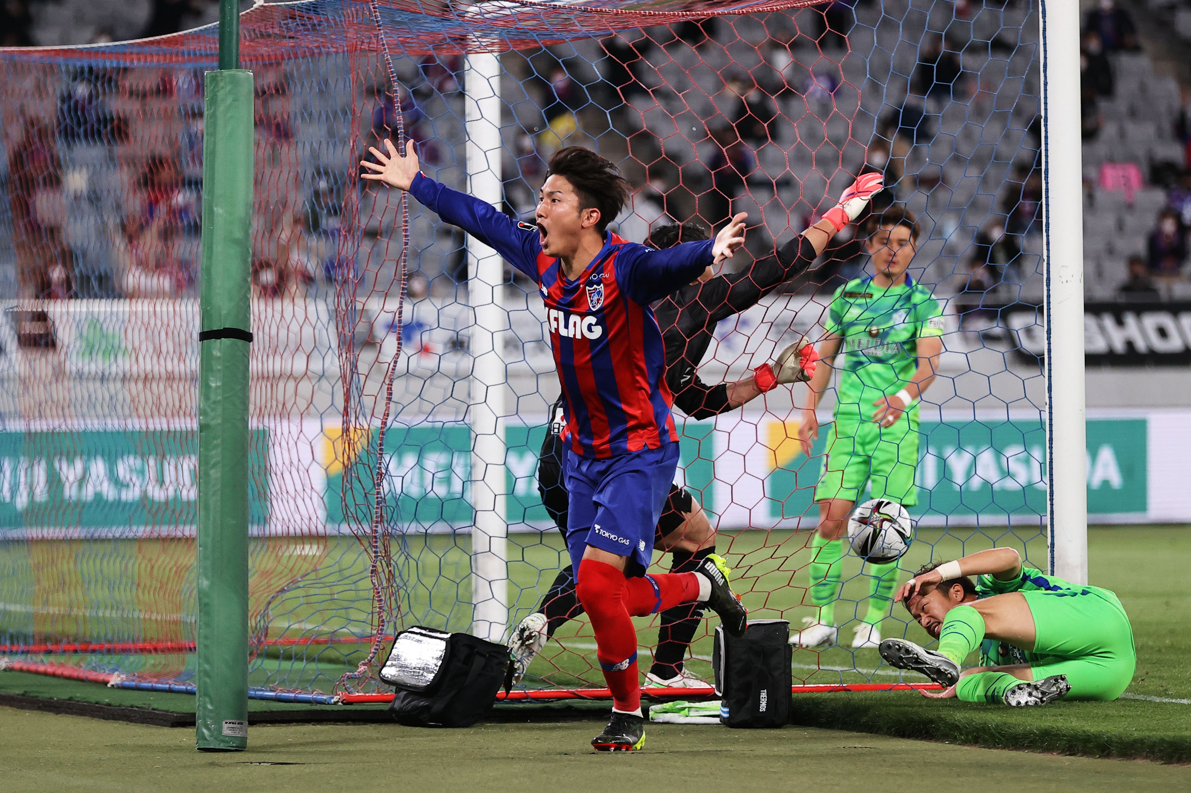 Twitter এ Fc東京 公式 7 2 H 福岡戦 Lifewithfctokyo J1リーグ第5節 打ち合いを制した白熱の一戦 湘南ベルマーレ戦をdaznで振り返ろう フルマッチ ハイライトを 今すぐ 振り返られるのはdaznだけ Fc東京 Vs 湘南ベルマーレ戦はこちら