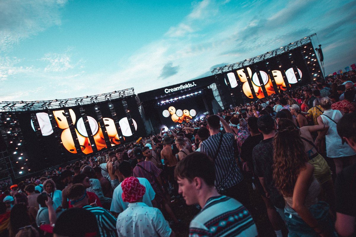 Countdown continues... 5 days till we're back in these fields 🤩

#cinchxCreamfields