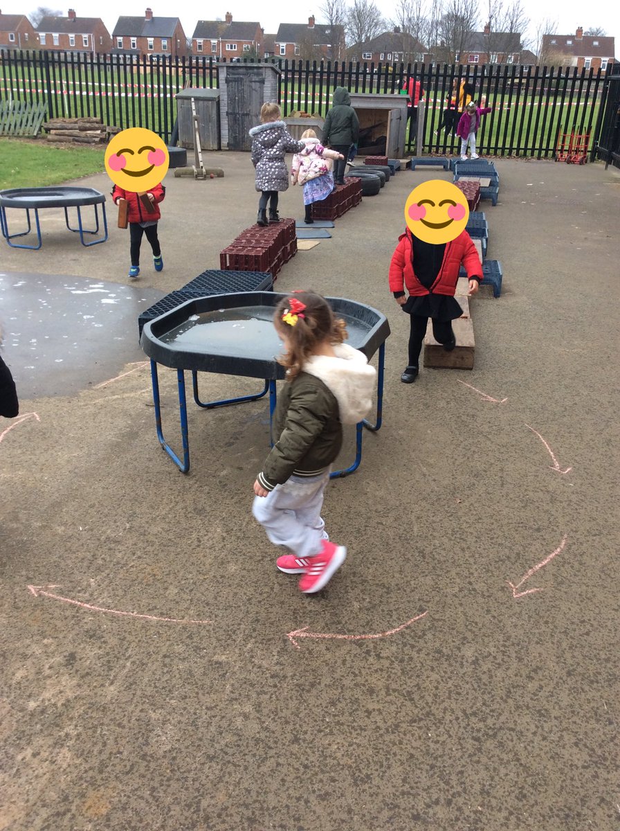 TGPS_NorthLincs's tweet photo. F1 have taken part in the Comic Relief fun run today by seeing how many times they could go round the obstacle course we built. #TGPSeyfs #TGPSPE https://t.co/1dzlNJiaG3