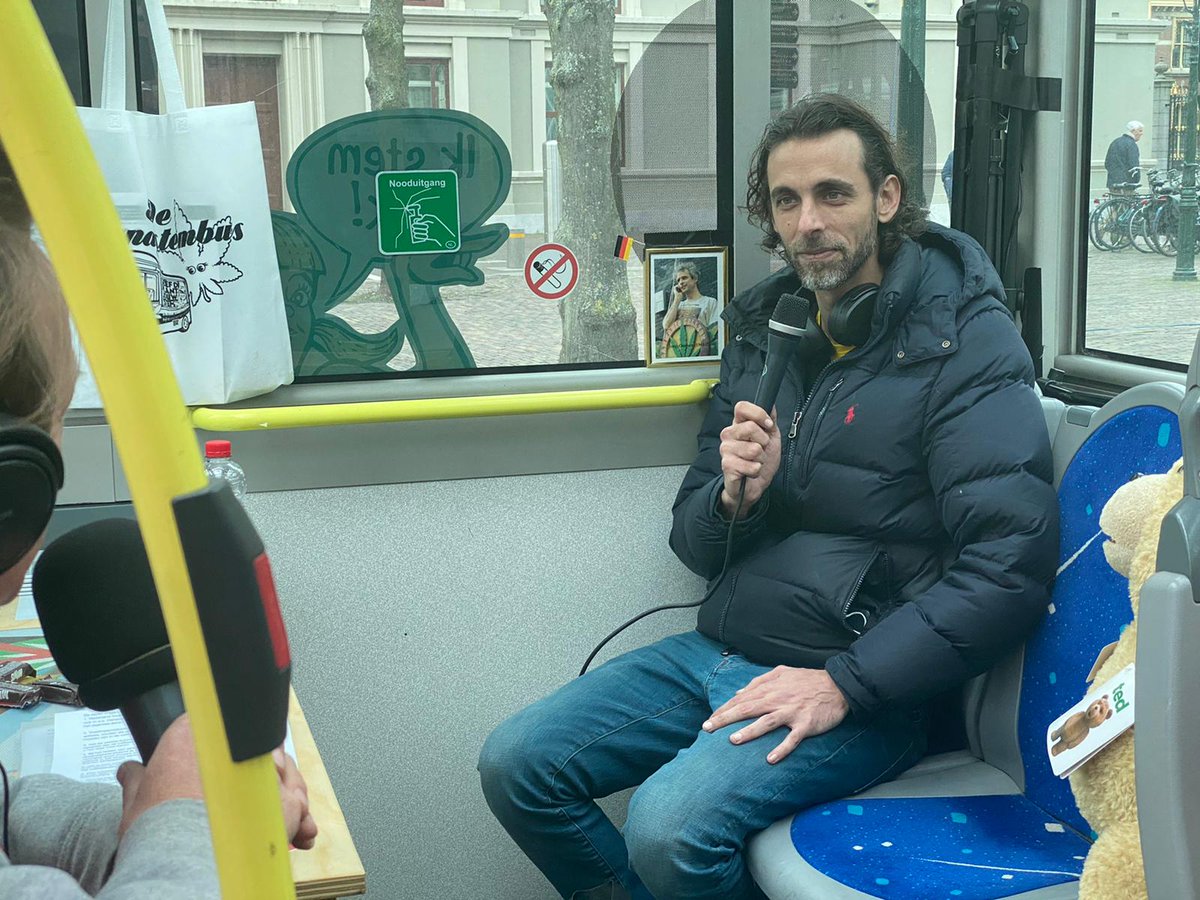 Volgende gast van de #CannaStemBus op Het Plein in Den Haag: Ben namens coffeeshop Dizzy Duck uit Den Haag. Kijk mee via de livestream: cannastembus.nl #GeefDePlantJouwStem #Verkiezingen2021