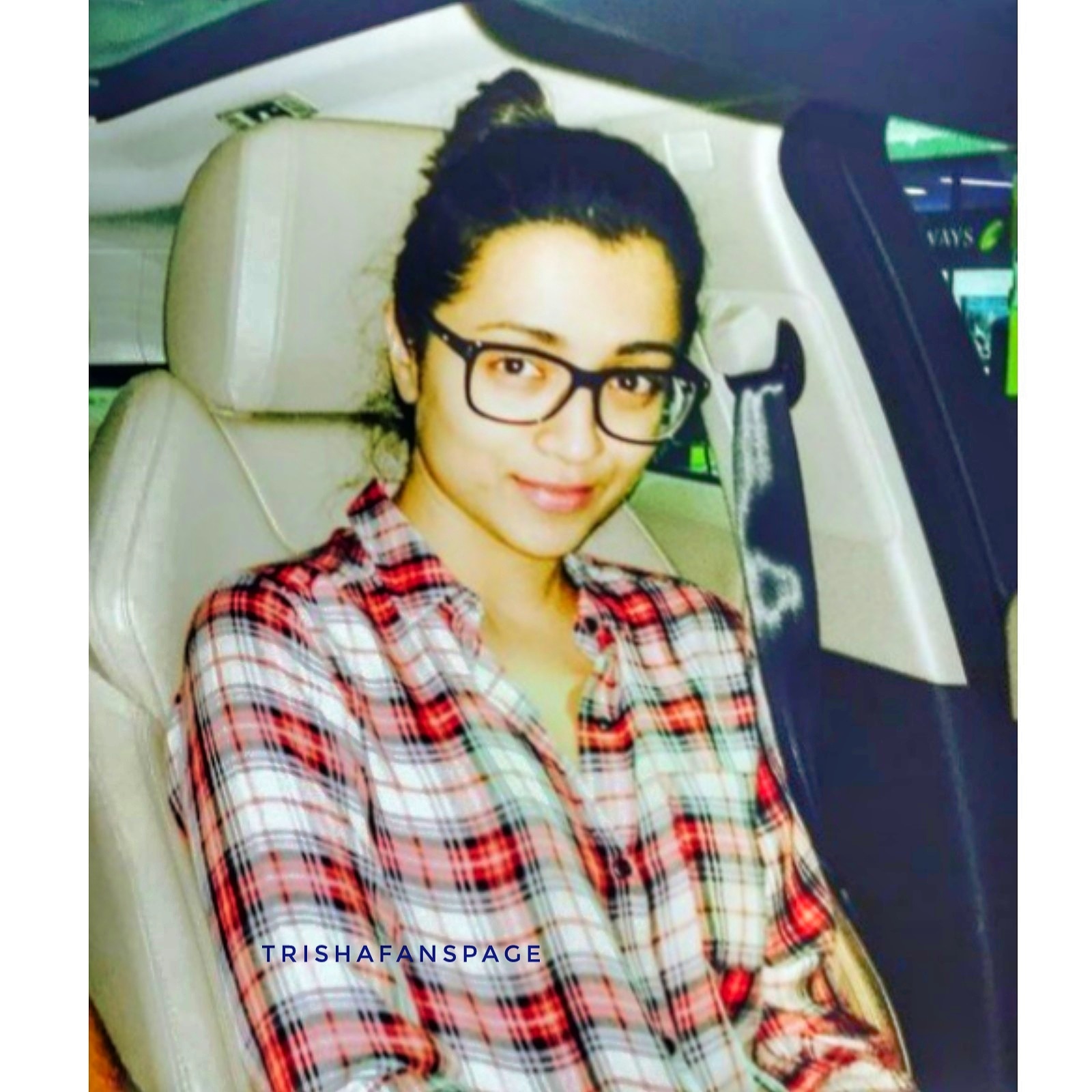 EwrdtHMVEAYHCP5?format=jpg&name=large