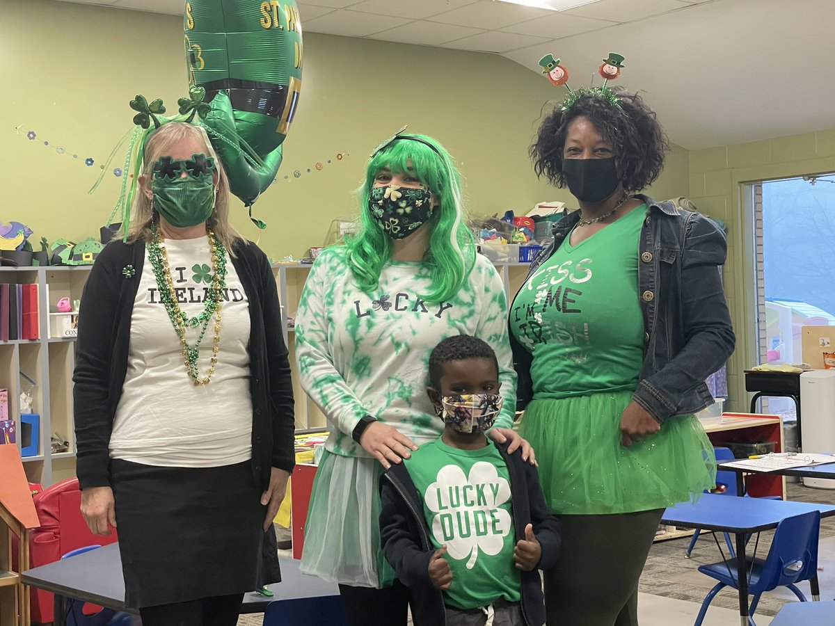 dosskarin's tweet photo. Jones Pre-K knows how to Celebrate! #jonespreschool #noplacelikejones #TheACSWay https://t.co/SpNWw1oMFO