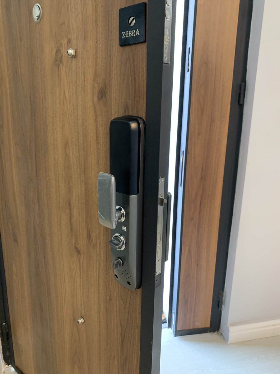 sstore_services's tweet photo. Go Keyless with #gsmart door locks
Call/Whatsapp for your order 07016661639
Ketu | #cryptocurrency | niger Republic | cavani | iniesta https://t.co/dbXk9Mzg2J