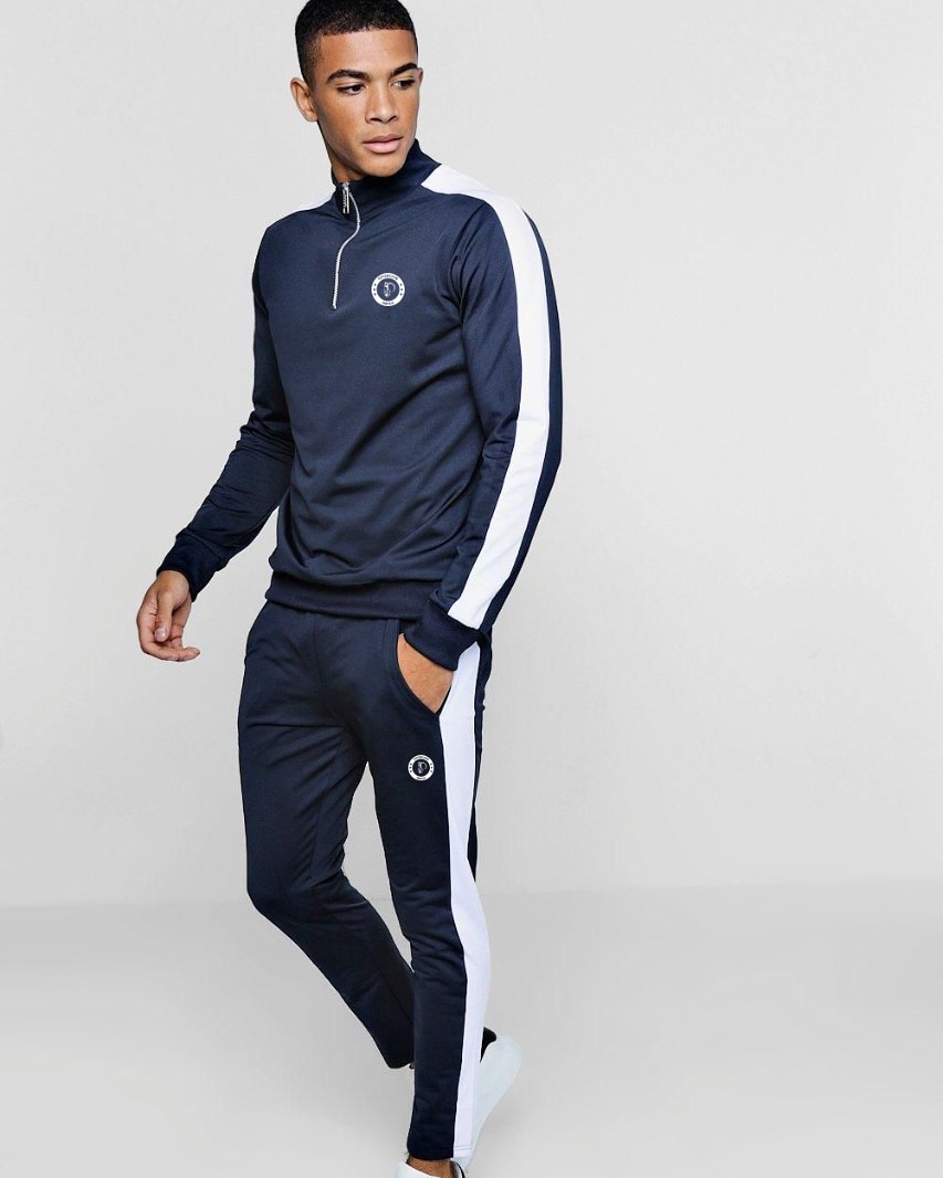 We are offering high quality in cheap price feel free to contact us dm 0r visit our website deqagonimpex.com WhatsApp 00923416707070
#joging 
#FitnessModel 
#menfashion 
#newtrend 
#fitnessjourney 
#sportsfashion 
#SPORTSWEAR 
#usa
#European 
#uk
#German 
#spain #itlay