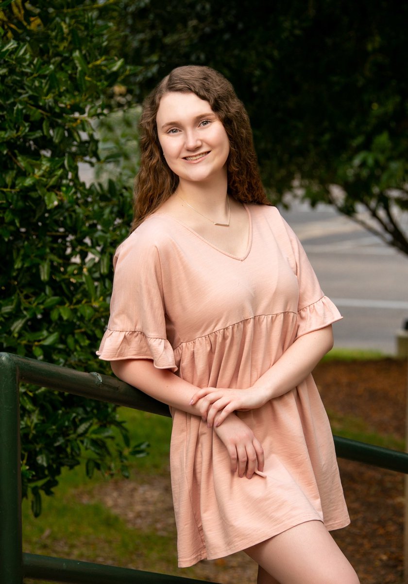 RealLifeStudios's tweet image. Love this location session with this beautiful girl!  We have had the honor and privilege of photographing her since she was a baby.  Seeing her all grown up and graduating from high school is just awesome.  

#richmondsbestseniorportraits #highschoolseniors #seniorportraits