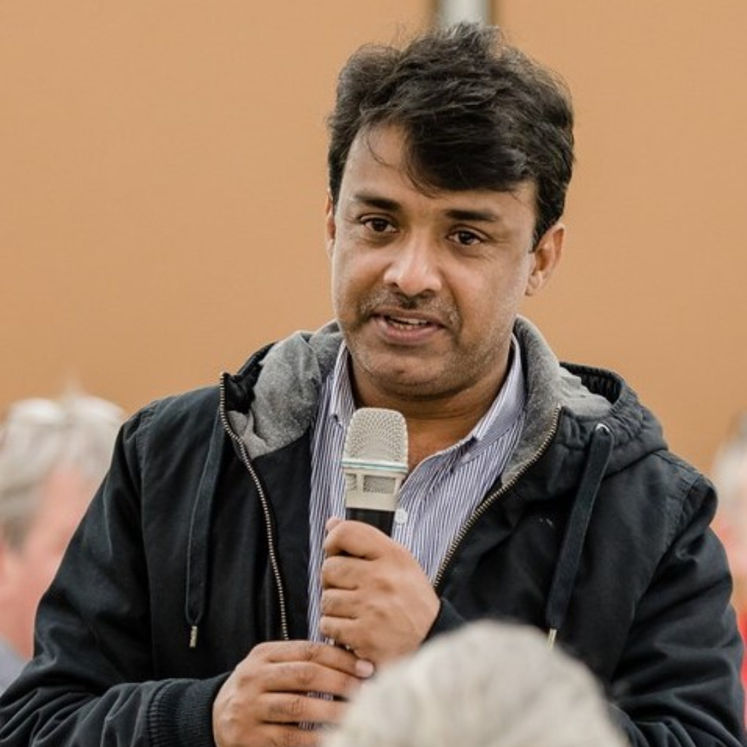 SalzburgGlobal's tweet photo. "I'm inspired to enable children to participate in conversations and raise their collective voice." @SalamDharejo is the country coordinator, #Pakistan, at terre des hommes Germany. Read his #FacesOfLeadership in full: https://t.co/Due6wpPQeU #APIForum https://t.co/fikFkFo0IY