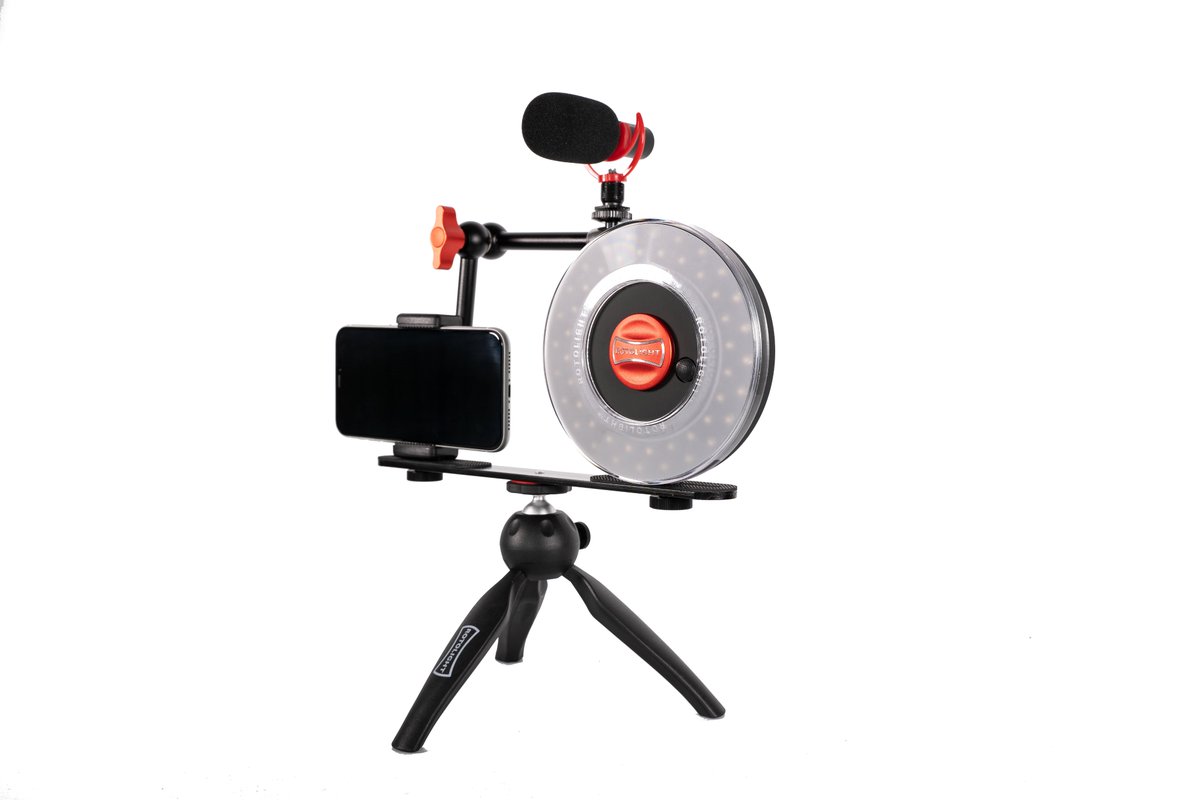 ROBISA's tweet image. Este KIT VIDEO VLOGGING RL48 de @Rotolight para creadores de contenido, compuesto por  luz anular y el mini trípode de sobremesa de Rotolight, le puedes añadir nuestro micrófono y brazo mágico @Feelworld y listo  para empezar: 
robisa.es/shop/rotolight…
#video #videovlogging