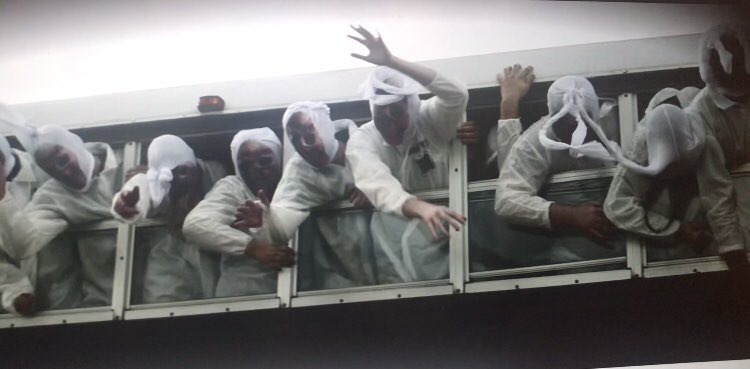 mr_okomeman's tweet photo. 今日はみんなで遠足だ〜！！

🚌🚌🚌🚌🚌==3

#slipknot #bus #outoflife #紙粘土アート #紙粘土　#冷蔵庫マグネット #メタル #遠足弁当  #作ってみた  #かわいい #バス #かわいいもの好きな人と繋がりたい https://t.co/eaOE8GRu2d