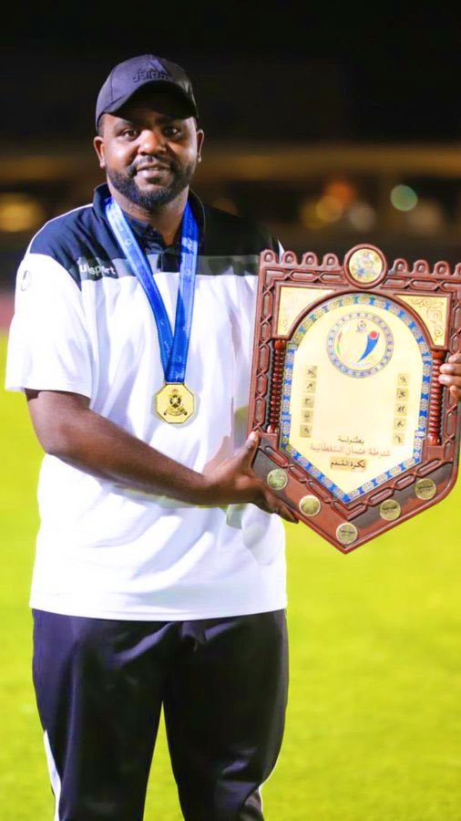 لكل مجتهد نصيب الف مبروك كبتن صالح والى الامام دائمًا وفقك الله 🖤🎼☕️