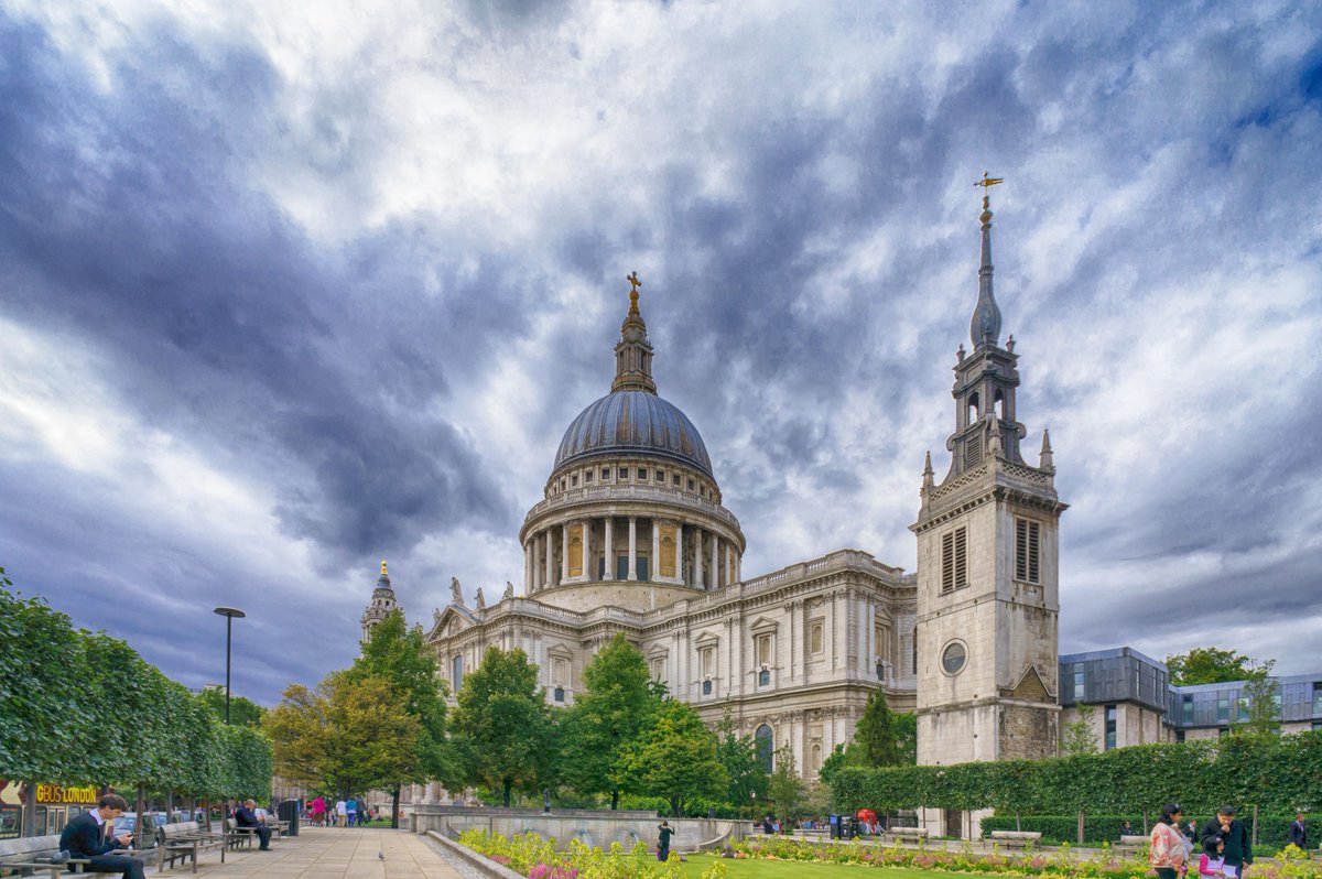 St Paul's Cathedral tweet media
