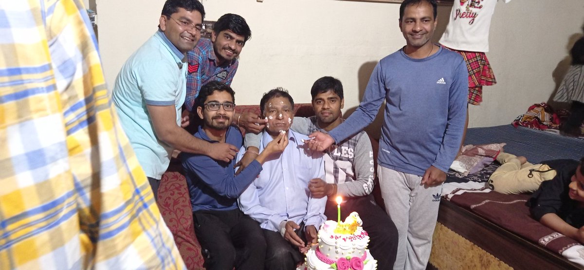 rs403580's tweet photo. #MultiplyYourHappiness #familylove #msgblessing https://t.co/dFOIvQlHeh